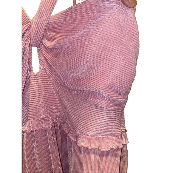 Saylor - Esperanza Pink Pleat Midi Dress - Picture 10 of 11